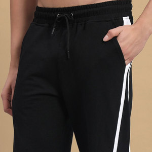 Pantalon de jogging tricoté mi-lourd pour homme, noir, imprimé étoiles, taille élastique avec cordon de serrage, coupe décontractée, idéal pour l'automne - Product Image 6