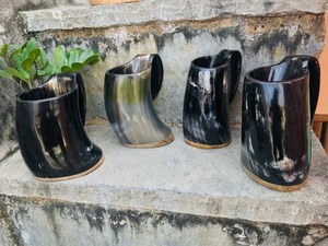 Taza de Cuerno de Búfalo Hecha a Mano, Forma Natural Tallada con Diseño Vikingo, Antigua, Artística, Coleccionable, Taza Resistente para Beber - Product Image 4
