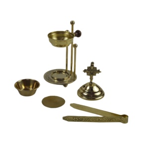 เครื่องเผาธูปโลหะสำหรับตกแต่งโต๊ะพร้อมชุดเครื่องหอมตกแต่งสีทองดีไซน์ใหม่ - Product Image 1