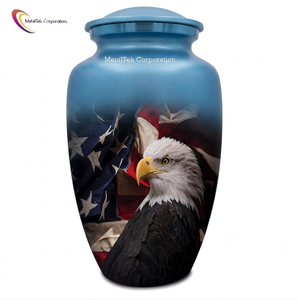 Urne funéraire décorative en métal avec drapeau américain et aigle chauve pour cendres humaines, couvercle sécurisé et durable, urne commémorative patriotique pour inhumation - Product Image 1