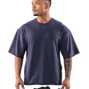 Camiseta oversize para hombre con bajo sin rematar, 100% algodón, estilo streetwear holgado, venta al por mayor - Product Image 1