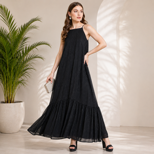 Elegante Vestido Maxi de Georgette a Rayas Negras con Tirantes Finos, Dobladillo en Capas Suelto y Capa Transparente, Ideal para Fiestas y Verano Casual para Mujer - Product Image 1
