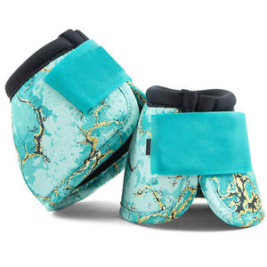 รองเท้ากันกระแทกสำหรับม้าคุณภาพสูง ให้ความทนทาน สวมใส่สบาย และยึดเกาะได้ดีเยี่ยม เหมาะสำหรับการขี่ม้า การแข่งม้า และการฝึกซ้อม - Product Image 1