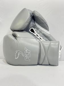 ถุงมือชกมวย Fly SuperLace Pro X 2 คุณภาพสูง ผลิตจากหนังวัวแท้ สำหรับ MMA และซานด้า พร้อมที่จับมือแบบยืดหยุ่นกันลื่น - Product Image 3