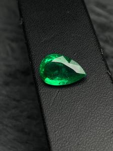 Piedra Preciosa Suelta de Esmeralda Verde Natural, Corte Pera, para Joyería - Product Image 3