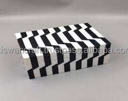 Boîte à bijoux design créatif bague de fiançailles élégante boîte à bijoux incrustée de bois/résine taille personnalisée pour filles et femmes - Product Image 4