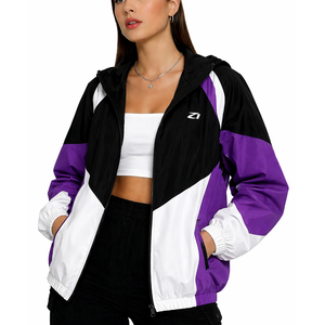 เสื้อแจ็คเก็ตผู้หญิงแบบกันลม กันน้ำ ระบายอากาศได้ดี ผลิตตามสั่ง (OEM) สำหรับกิจกรรมกลางแจ้ง ทำจากผ้าไนลอนริปสต็อป ทนทานต่อการฉีกขาด - Product Image 1