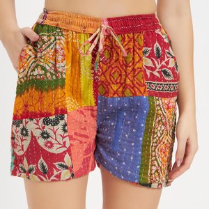 Shorts Kantha de Algodón Vintage Hechos a Mano, Surtidos, Reciclados, Unisex, Transpirables, de Secado Rápido, con Cierre de Cordón - Product Image 6