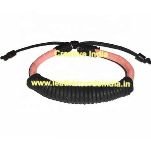 กำไลข้อมือหนังเรียบสีชมพูสีน้ำตาลมีสไตล์สุดหรูกำไลแฟชั่นสำหรับเด็ก - Product Image 1