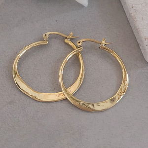 Boucles d'oreilles en laiton de qualité export, finition lisse, prix d'usine en gros, pour l'artisanat métallique - Product Image 1