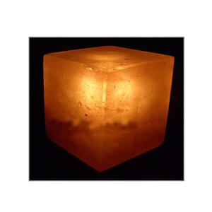 Lampe en sel rose de l'Himalaya de haute qualité, conçue sur mesure, forme géométrique unique, décorative, sachet de sel raffiné comestible - Product Image 2