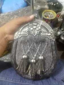 Sporran Escocés de Cuero de Alta Calidad para Hombre, Estilo Antiguo, con Cadena y 3 Borlas - Product Image 3