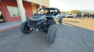 พร้อมขับขี่ Maverick R MAX X Rc UTV ขับเคลื่อนสี่ล้อเครื่องยนต์4จังหวะได้รับการรับรองมาตรฐาน EPA และ EEC จัดส่งทั่วโลก - Product Image 3
