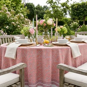 Nappe de table en coton 100% imprimé, design français, fabriquée à la main par un fabricant indien, couleur Harmony Peach, 220x220cm, pour la décoration. - Product Image 6
