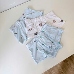 Calzoncillos de Fibra de Bambú para Niños SeunKids, Ropa Interior Suave y Amigable con la Piel, Hechos en Vietnam - Product Image 3