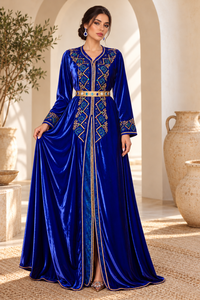 Vestido Caftán Marroquí de Terciopelo Azul Rey Mishkat Couture, Cuello en V, Elegante, Maxi, Manga Larga, con Cinturón, para Fiesta - Product Image 2
