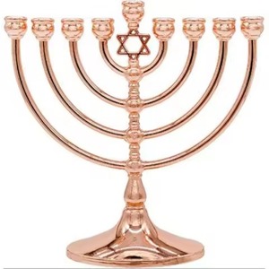 Candelabro Moderno de Metal con 8 Brazos, Portavelas Menorah, Elegante Centro de Mesa, Decoración Interior para el Hogar - Product Image 5