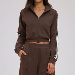 Sudadera con capucha de color contrastante y cuello alto, con bolsillos con cremallera a prueba de viento para mujer, chaqueta gruesa lista para ciclismo y deportes al aire libre. - Product Image 5