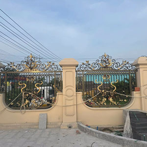 Paneles de Cerca de Hierro Forjado Elegantes para Villas, Cercas Decorativas Exteriores Personalizadas, Cerca de Seguridad Resistente y Elegante con Recubrimiento en Polvo - Product Image 1