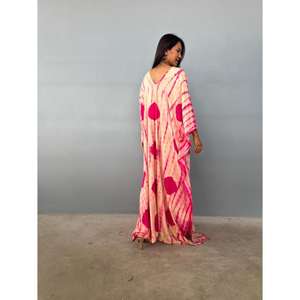 Vestido Kaftán Rosa Tie Dye para Mujer, Holgado, con Estampado de Lunares, Maxi Kaftán, Ropa de Playa, Ropa de Resort - Product Image 4