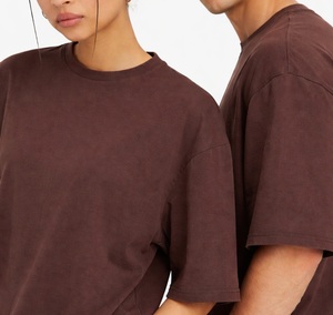 Camisetas de Algodón 100% al por Mayor OEM/ODM, Estilo Urbano, Corte Regular, Transpirables, Suaves, Hechas en India con Detalle de Agujeros - Product Image 4