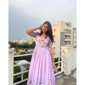 Robe de soirée à imprimé floral de créateur, belle robe de soirée - Product Image 1