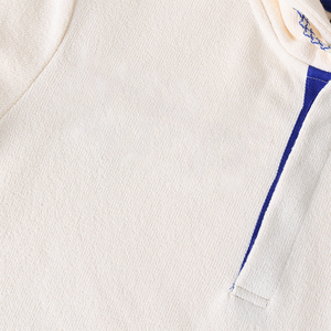 Sweat à capuche beige personnalisé SHRho Sorority, boutonné sur le côté, manches longues, lettres grecques, pour groupes universitaires, vente en gros à prix abordable - Product Image 5