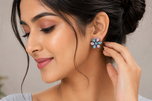 Boucles d'oreilles clous florales multicolores en argent oxydé vintage |   Bijoux pour femmes en laiton et acier inoxydable, tendance bohème ethnique pour les fêtes - Product Image 4