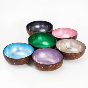 Nouvel ensemble de bols en coque de noix de coco naturelle du Vietnam, écologiques et sculptés à la main, pour salade et céréales, avec cuillère - Product Image 2