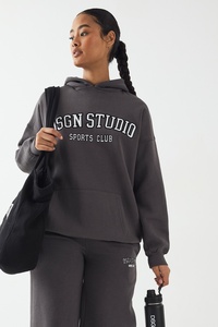 Sweat-shirt à capuche oversize pour femme, pull décontracté en molleton doux, streetwear tendance, vente en gros personnalisée, tenue pour femme - Product Image 3