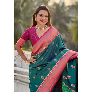 <b>Green</b> Zari Woven <b>Silk</b> Saree with Nath Contrast Yeola Paithani Style From the Collection of Luxury Handwoven Scarves - Product Image 2