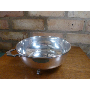 Bol de service en acier inoxydable au design antique durable pour la restauration et les événements, forme et taille personnalisées, saladier en métal - Product Image 1