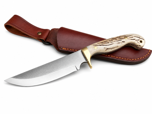 Cuchillo de acero con alto contenido de carbono con mango de asta de ciervo y funda de cuero personalizada - Product Image 3