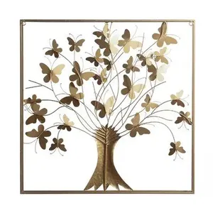 Art mural décoratif élégant en métal avec motif floral, soigneusement conçu pour les intérieurs sophistiqués et la décoration intérieure élégante. - Product Image 2