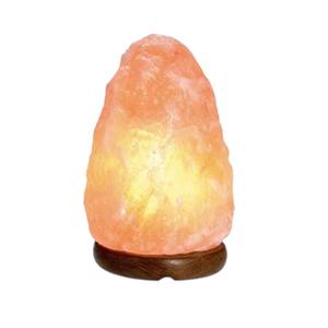 Lampe de sel de l'Himalaya sculptée en pierre naturelle, avec base en bois, en matériaux organiques écologiques, pour la relaxation et la décoration intérieure de style antique. - Product Image 2