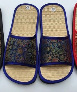 Pantuflas Ecológicas de Seagrass en OFERTA |   Pantuflas de Paja Tejida 100% Naturales para Exportación a Granel - Product Image 1