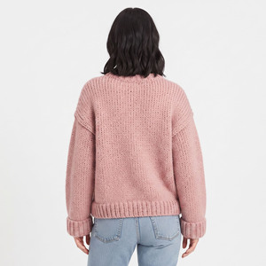 เสื้อสเวตเตอร์ผู้หญิงแบบถัก ทรงหลวม แขนยาว คอกลม สวมใส่สบาย เหมาะสำหรับฤดูหนาว เนื้อผ้านุ่ม - Product Image 2