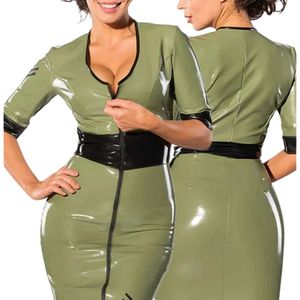 Robe moulante mini noire en maille pour femme, taille haute, sans manches, col halter, avec détails en dentelle transparente, idéale pour les soirées et les clubs, style sexy - Product Image 5