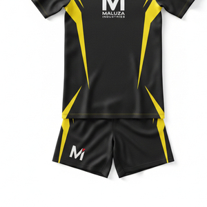 Ensemble d'uniformes de football personnalisés haute performance sublimés, kit complet anti-humidité, tenue d'équipe, maillot et short de football personnalisés - Product Image 2