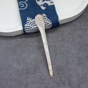 Cucharas de caviar de perla madre personalizables de elegancia artesanal, comedor gourmet, regalos a medida directos del fabricante - Product Image 2