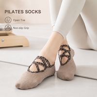 Chaussettes de Pilates personnalisées à bout ouvert, antidérapantes pour le yoga, respirantes, en tricot doux, emballage personnalisé pour studio de Pilates, exercice, marque privée
