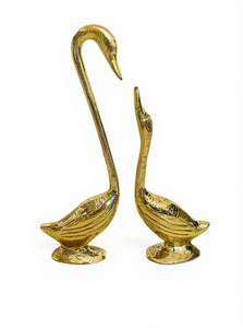 Paire de cygnes en laiton faits à la main, sculpture élégante d'oiseaux aquatiques, décoration métallique pour la maison, ornement de table, cadeau de luxe - Product Image 4