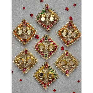 ที่ใส่เทียนโลหะลายเพสลีย์แบบดั้งเดิม |   โกลเด้น โกต้า เลซ ดับเบิ้ล ดียา |   ของชำร่วยงานแต่งงานแบบอินเดียและของตกแต่งเทศกาลดีวาลี - Product Image 6