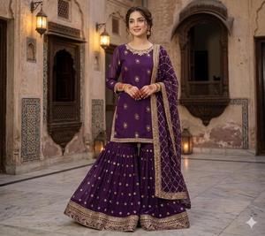 Collection Ssumaira : Nouvelle chemise en chiffon pur, magnifique et prête à porter, avec col brodé Kora Dabka et Gharara brodée. - Product Image 4