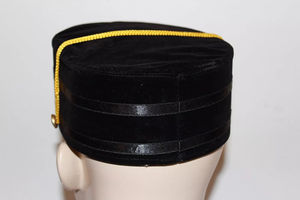 Chapeau de cérémonie maçonnique de qualité supérieure, personnalisé, avec ailes tombantes, brodé à la main, blanc, pour le Rite écossais du 33e degré - Product Image 3