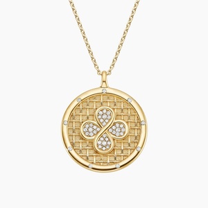 Collier pendentif trèfle couleur or avec breloque diamant rond, bijou pour cadeau et usage quotidien - Product Image 1