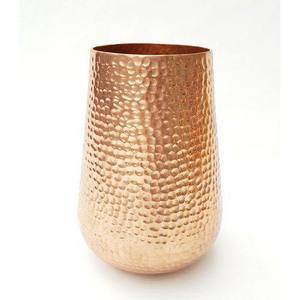 Venta al por Mayor de Floreros Altos Modernos de Aluminio, Diseño Único Dorado Martillado de Lujo para Hogar, Oficina y Hotel - Product Image 1