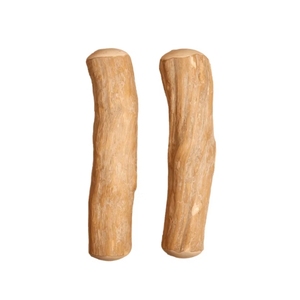 Jouet à mâcher en bois d'olivier de haute qualité pour animaux de compagnie – Brûleur d'énergie durable et support d'hygiène dentaire – Bâton solide et sûr pour chiens actifs - Product Image 1