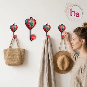 Crochet mural en céramique fait main Ba en forme de cœur, rouge avec motif coloré, design original, crochet simple - Product Image 4