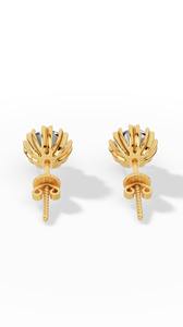 Élégantes boucles d'oreilles clous en diamant de laboratoire taille brillant ronde à griffes, en or 14K, bijoux fins de luxe, fournisseur en gros - Product Image 5